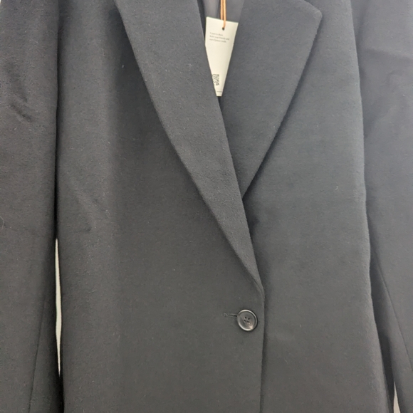 Quince Italian Wool Classic Single-Breasted Coat - Picture 12 of 16